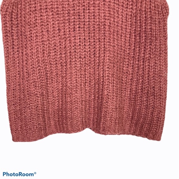 NWOT Moon & Madison Crochet Tank - Picture 6 of 8